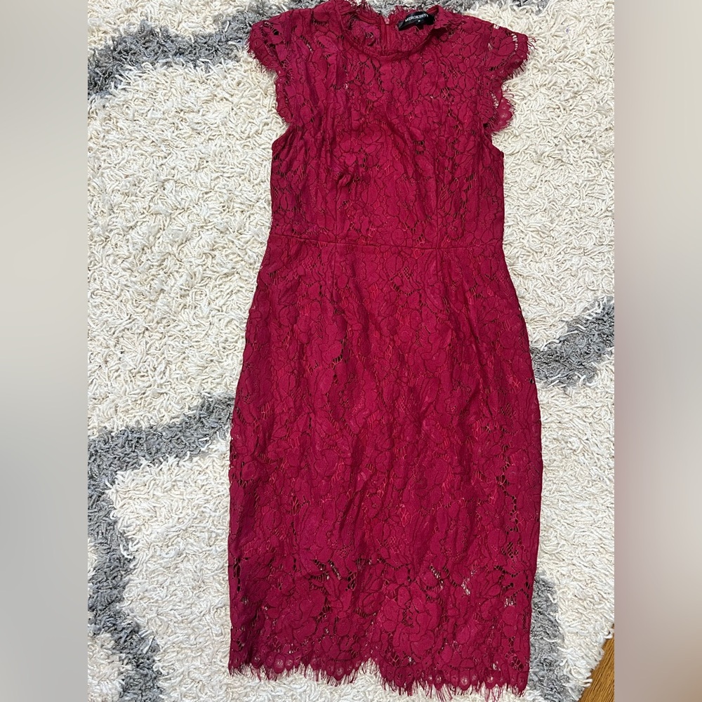 Elegant Lace Sheath Dress - Wine- Size Small